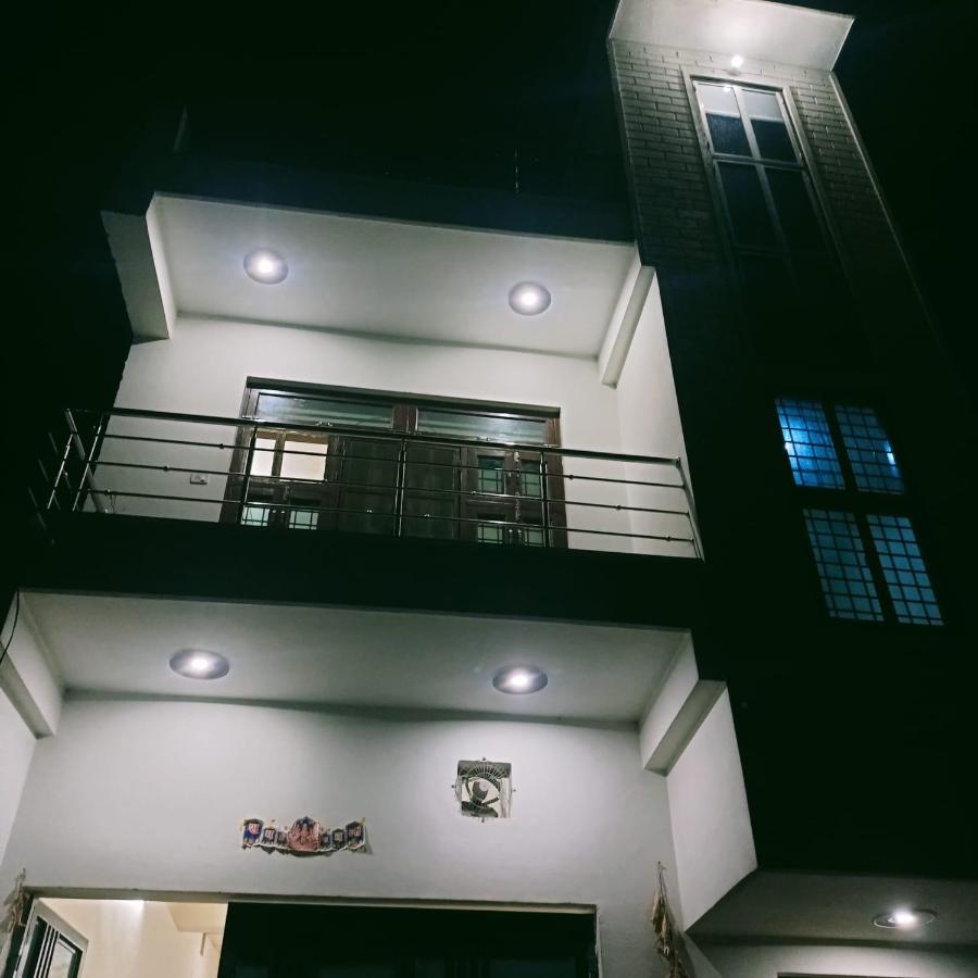 Radha Bhavan Vrindāvan Exterior foto